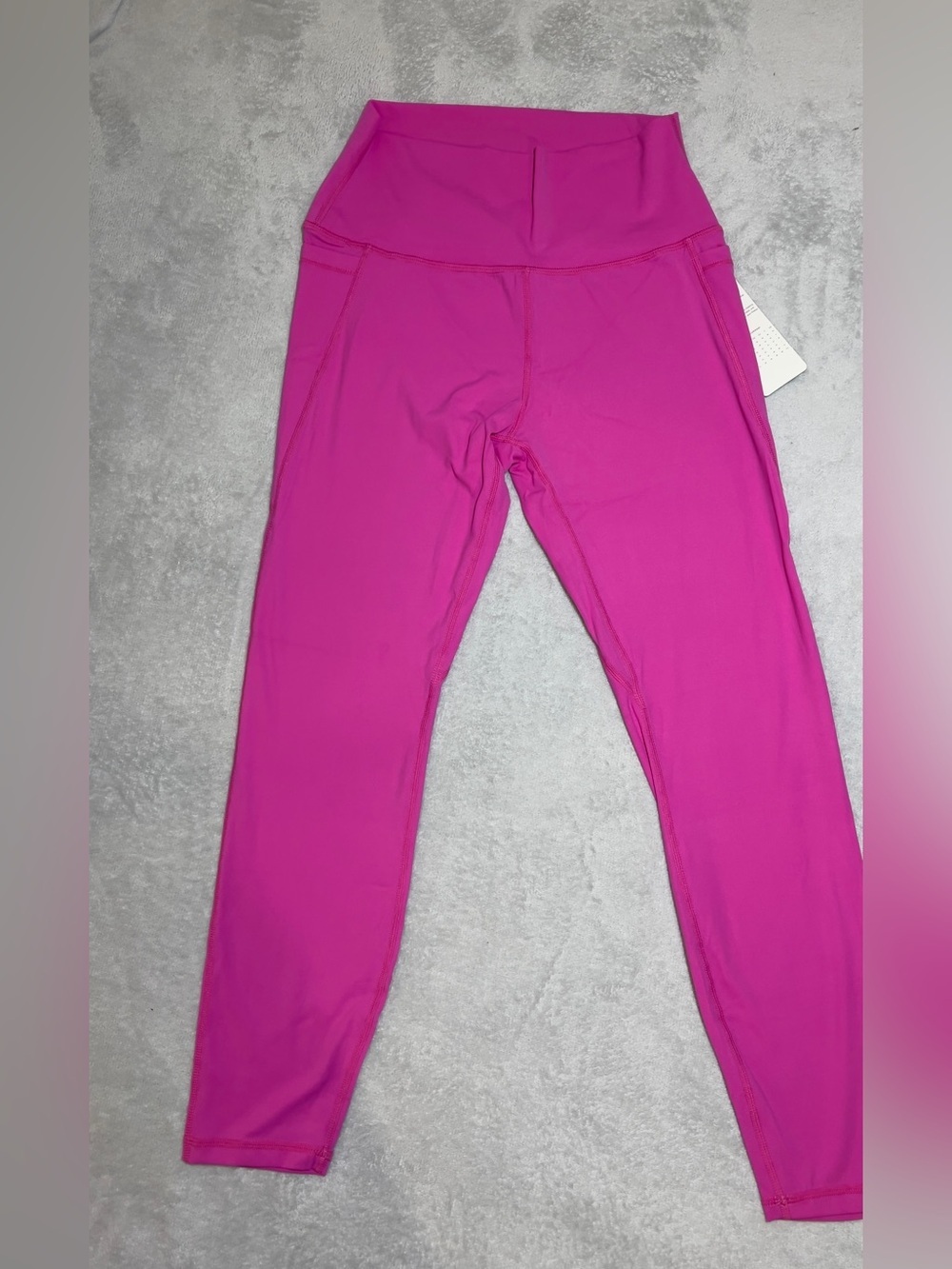 NWT!! High-Waist Pocket Leggings in Fuchsia
$30 Retail - Picture 4 of 10